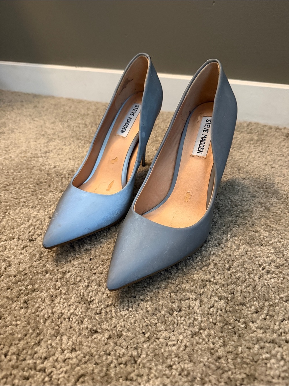 Steve Madden Velvet Grey Pointed Toe Stiletto Pumps, reflective with flash